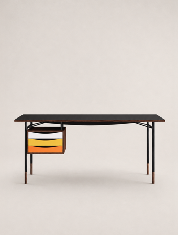 The Nyhavn Desk w/ Tray Unit