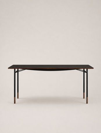 The Nyhavn Desk
